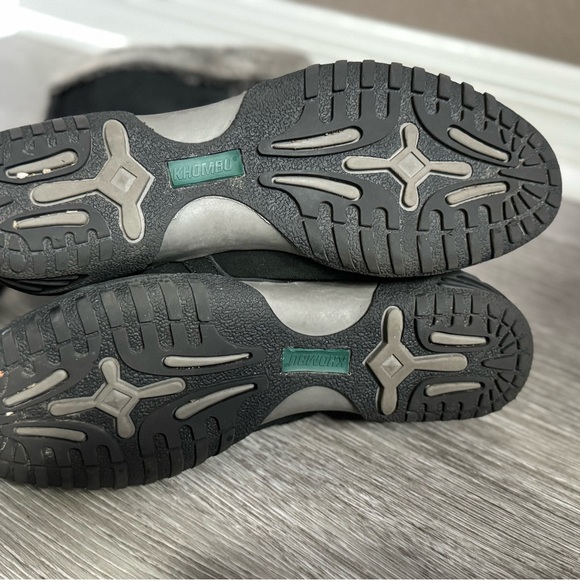 Khombu Black Fur-Lined Women's Snow Boots 11 - Picture 9 of 9